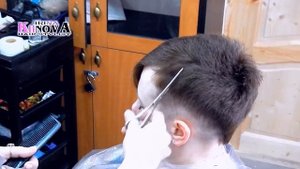 Женская креативная стрижка.