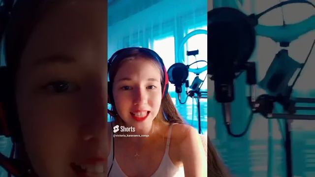 Работаю,Родные!🤝💪🎧 Душа Нараспашку/ SHAMAN / Как вам кавер? #coversong #топ1 #шаман #shaman смотреть онлайн