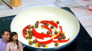 ЖУТКИЙ ЭКСПЕРИМЕНТ, который НЕ НАДО ПОВТОРЯТЬ! AMONG US и ИЗМЕЛЬЧИТЕЛЬ Скажи ВАУ Челлендж Валеришка