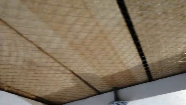 Утепление потолка пенопластом в частном доме под холодной крышей.