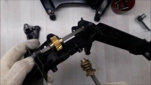 BMW K1600GT ремонт механизма подъёма ветрового стекла