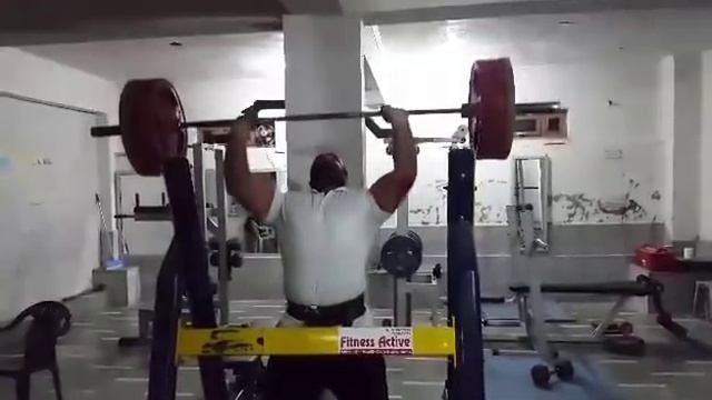 Амит Сингх (Индия), строгий жим стоя - 150 кг на 2 раза ! смотреть онлайн