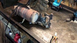 Ремонт катализатора Хонда Степвагон. Repair of the catalytic converter Honda Stepwagon.