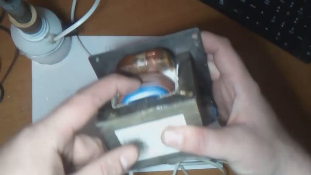 Паяльный фен из старого хлама без умных расчетовA blow dryer made of old junk смотреть онлайн