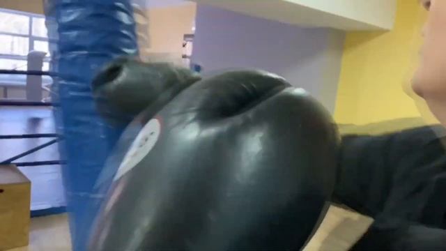 Жизнь в движении! Начальник Алтайского сектора НЦОП Марина Башарина о своём увлечении боксом смотреть онлайн