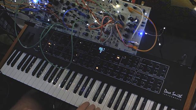 🎼🎹🐝🏔 SSL Six Doodle смотреть онлайн