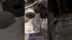 Хонда Пилот 3,5L V6 2008г Замена верхнего сальника рулевой рейки!