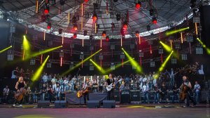Steve Vai, Apocalyptica, Russian Guitarists and Cellists - Kashmir (Live 2016, Moscow)