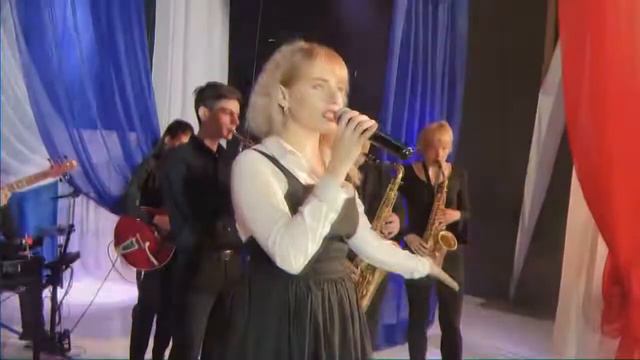 "А у разведчика судьба порой". Исполняет эстрадно-джазовый оркестр смотреть онлайн