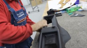 Перетяжка консоли кожей