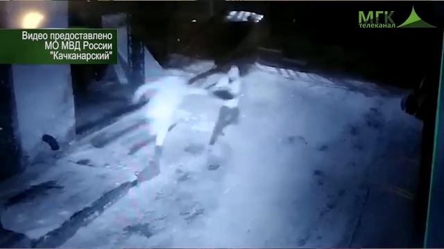 Сотрудники полиции поймали грабителя бабушек смотреть онлайн