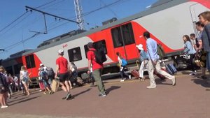 ТУЛА КУРСКАЯ 1, прибытие электропоезда "Ласточка" Орёл-Москва