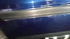 AUDI 100 : ПОЛИРОВКА,СБОРКА ( УСТАНОВКА НИЖНИХ НАКЛАДОК НА ДВЕРИ)