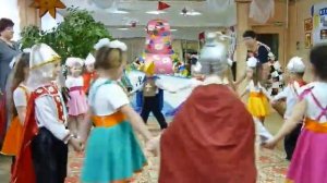 Фрагмент танца "Кап - кап - кап" в старшей группе "Березка" 2016