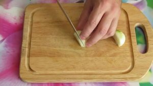 Советы всем: как приготовить классический салат из кальмаров