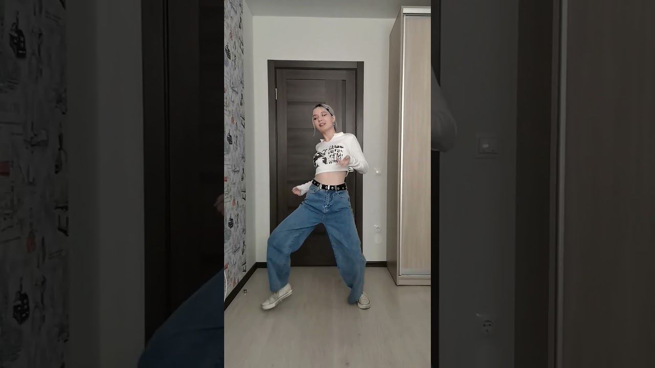 KARD - Cake смотреть онлайн