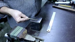 Изготовление язычка на пряжку.