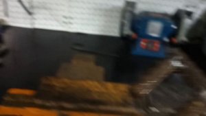 Уголок из полосы