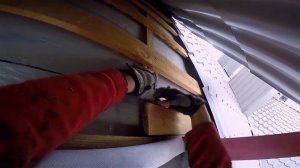 врезка мансардного окна в металлочерепицу