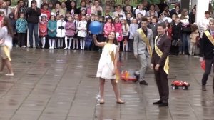 Горки-10, последний звонок, фрагмент.