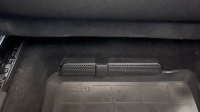 Тюнинг с AliExpress. Заглушки на дефлекторы задних пассажиров Шкода Карок. смотреть онлайн