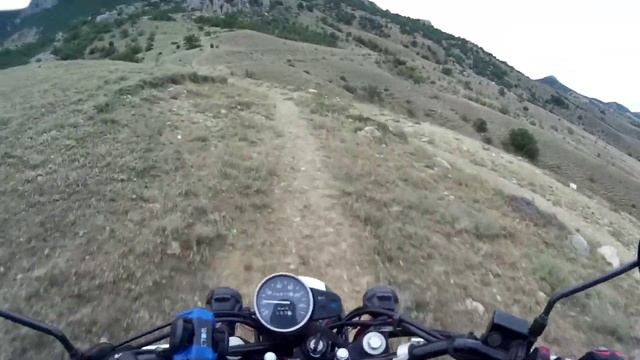 ЛАЙТ ЭНДУРО В КРЫМУ НА HONDA FTR 223! #крым #мотоцикл смотреть онлайн