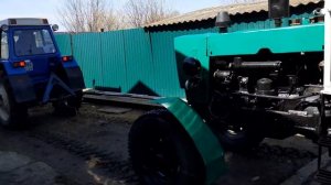 ЛТЗ 55 Запуск с толкача, забрали трактор ЮМЗ.