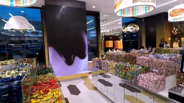 Видеоэкран для сети магазинов "Аленка", г.Москва, Страстной бульвар, д.2, Р3