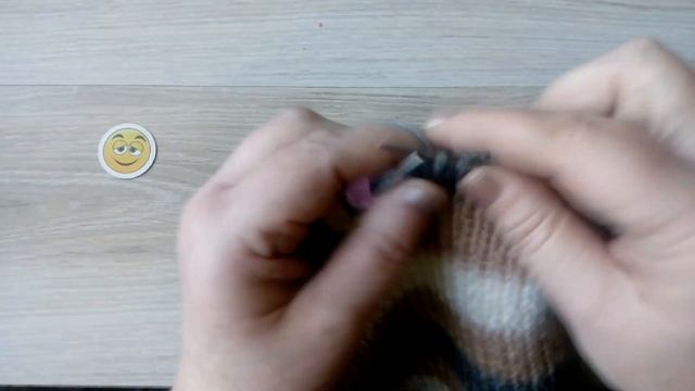 КРАСИВАЯ ЗИМНЯЯ ШАПОЧКА смотреть онлайн