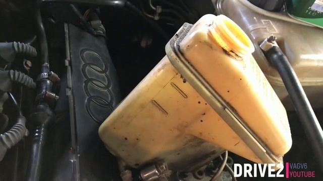 Как поменять масло в гидроусилителе Audi смотреть онлайн
