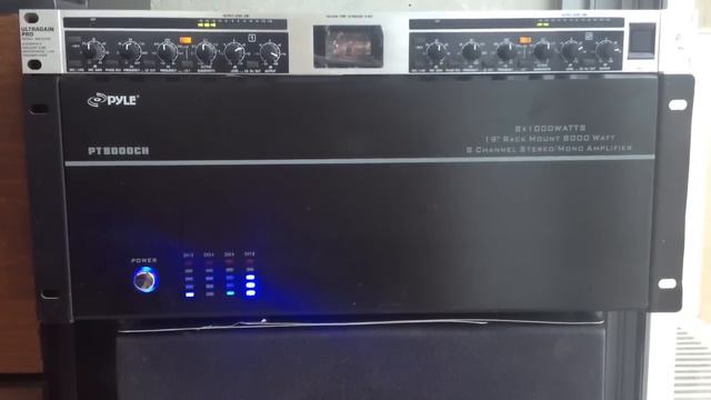 Pyle PT8000CH with Behringer Ultragain Pro смотреть онлайн