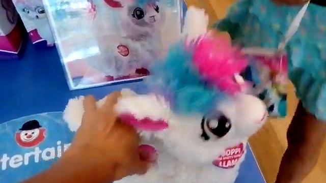 Это было летом.😀Pets alive и самая большая коробка с фламастерами! смотреть онлайн