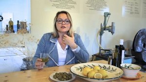 Должно ли горчить оливковое масло | 16+