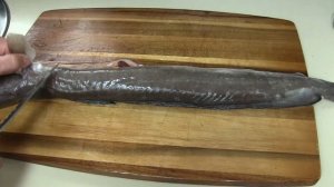 Как разделать рыбу Мольва. Мастер-класс по разделке рыбы.