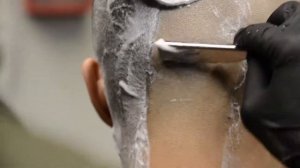 Бритье головы. Как побриться без порезов