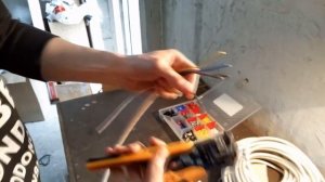 Какой инструмент лучше Knipex или Jokari?