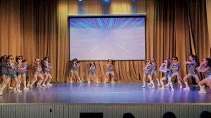 Танец МОДНИЦЫ, младшая группа хореографического коллектива ЭРМЭЛЗЭЛ Курумканской ДШИ