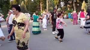 ПОЛОСА-ПОЛОСОЧКА!???/ТАНЦЫ В ПАРКЕ ГОРЬКОГО ХАРЬКОВ ИЮЛЬ 2021