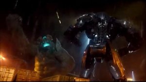 Гигантские машины-роботы, которыми управляют люди, сражаются с морскими Монстрами - Кайдзю.