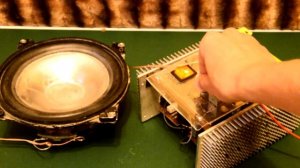 Транзисторный усилитель 2х100 Watt на транзисторах TIP142 и TIP147