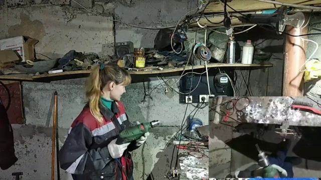 Необычный нож своими руками от Мани Крафт смотреть онлайн