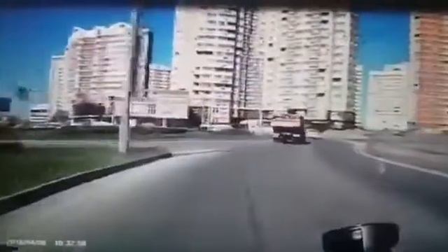 CrashNews.org/Краснодар, 8 апреля, микрорайон Юбилейный.