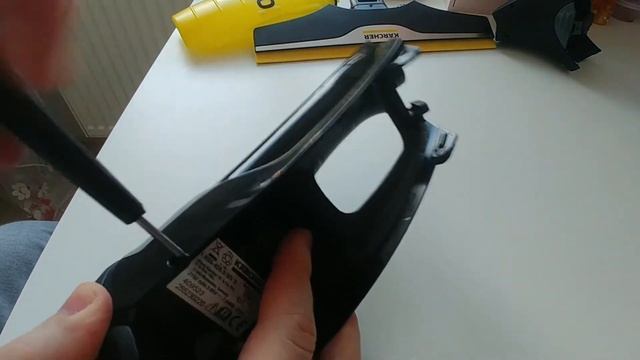 Разборка стеклоочистителя KARCHER WV 2 /Window cleaner disassembly смотреть онлайн