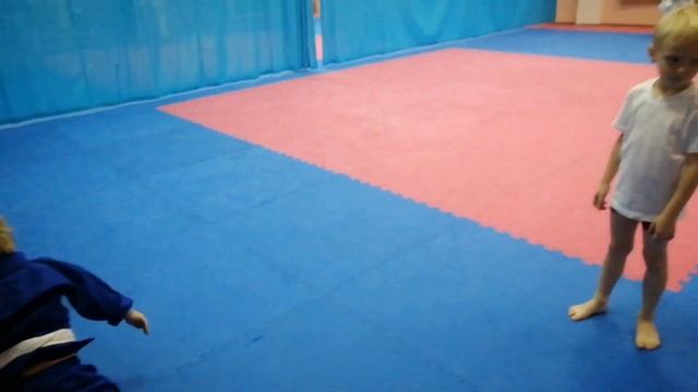 Дзюдо: Ураган (4 года) борьба и разбор ошибок (1 часть) смотреть онлайн