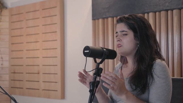 Cecilia de los Santos y Maxi Nathan - Cisne (Luis A. Spinetta) смотреть онлайн