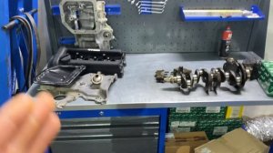 Киа Церато 1.6 G4fC.расход масла и подзадраные цилиндры.ремонт ДВС от начала до конца.