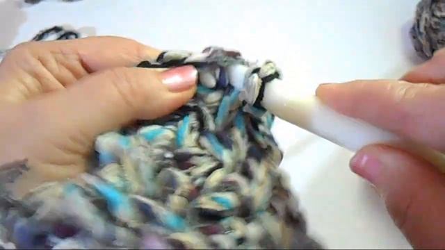 КОВРИК ИЗ ШНУРА СВОИМИ РУКАМИ / Из остатков пряжи по диагонали / Вязание из толстой пряжи