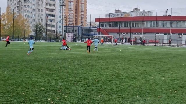 ЛПМ 2023 , 4 Лига 20-й тур . Новатор - Кунцево . 2011г.р (2) , 1й тайм смотреть онлайн