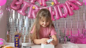 РАСПАКОВКА / Обзор ПОДАРКОВ с ДР / Что такое Флафи Стафи???