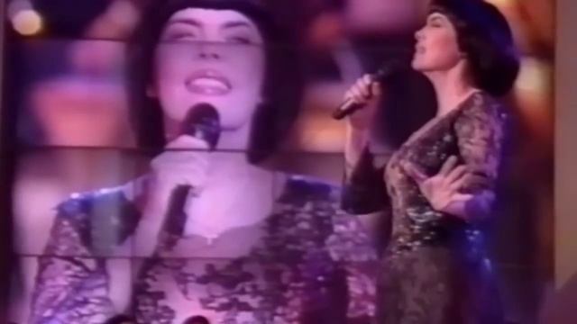 Mireille Mathieu - La Vie En Rose смотреть онлайн